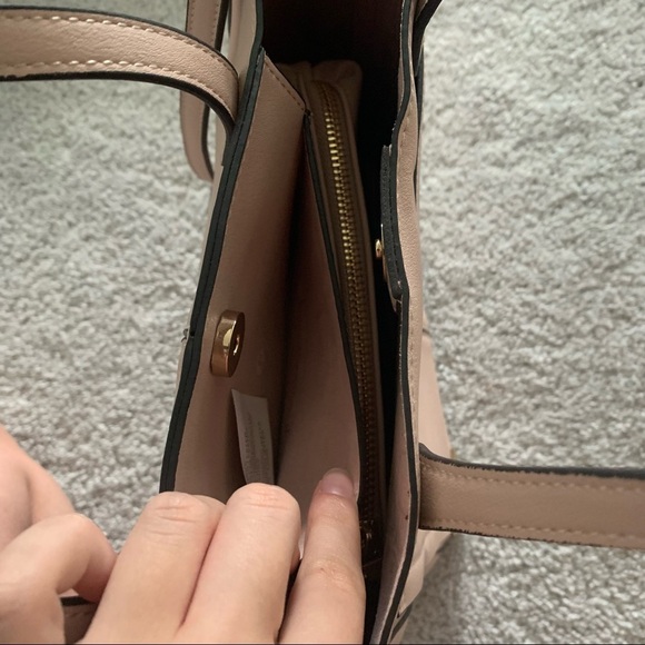 Steve Madden blush tote shoulder and bag inside - Picture 12 of 13